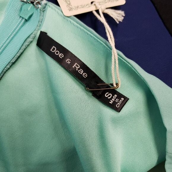 Doe & rae retro style fit and flare dress - Picture 2 of 8